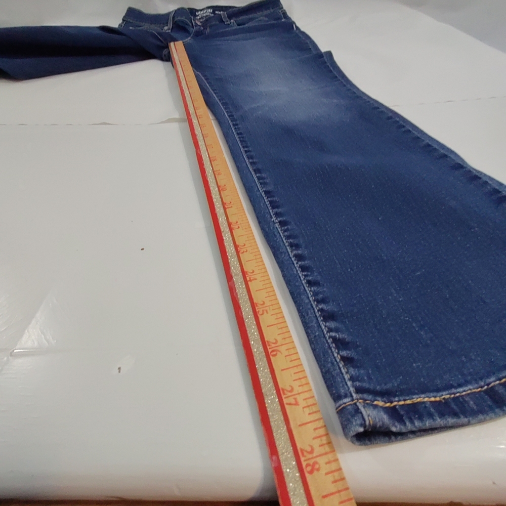 Levi's Signature Modern Straight Mid Rise Dark Wash Stretch Denim Jeans Size 14 - Picture 8 of 16